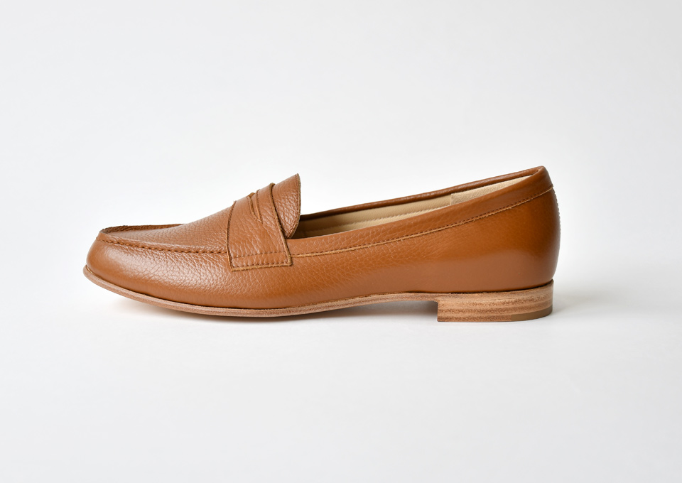 写真 Dove Tail Loafer(Brown)