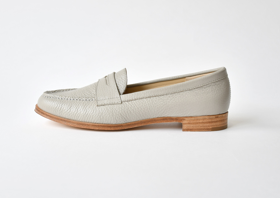 写真 Dove Tail Loafer(Light Gray)