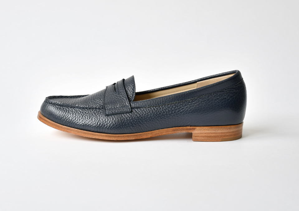 写真 Dove Tail Loafer(Navy)