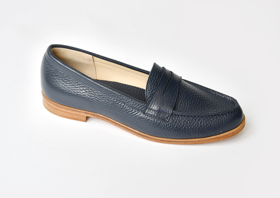 写真 Dove Tail Loafer(Navy)