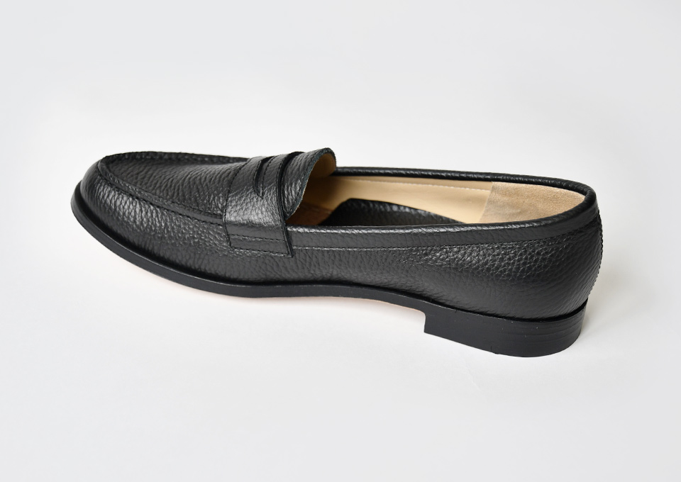 写真 Dove Tail Loafer(Black)