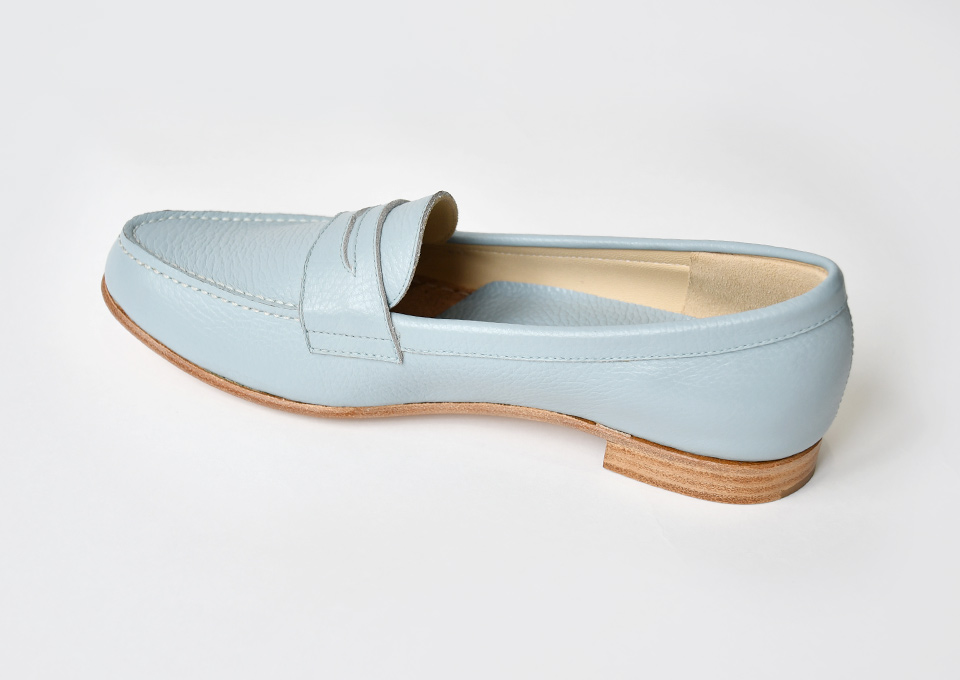 写真 Dove Tail Loafer(Sky Blue)