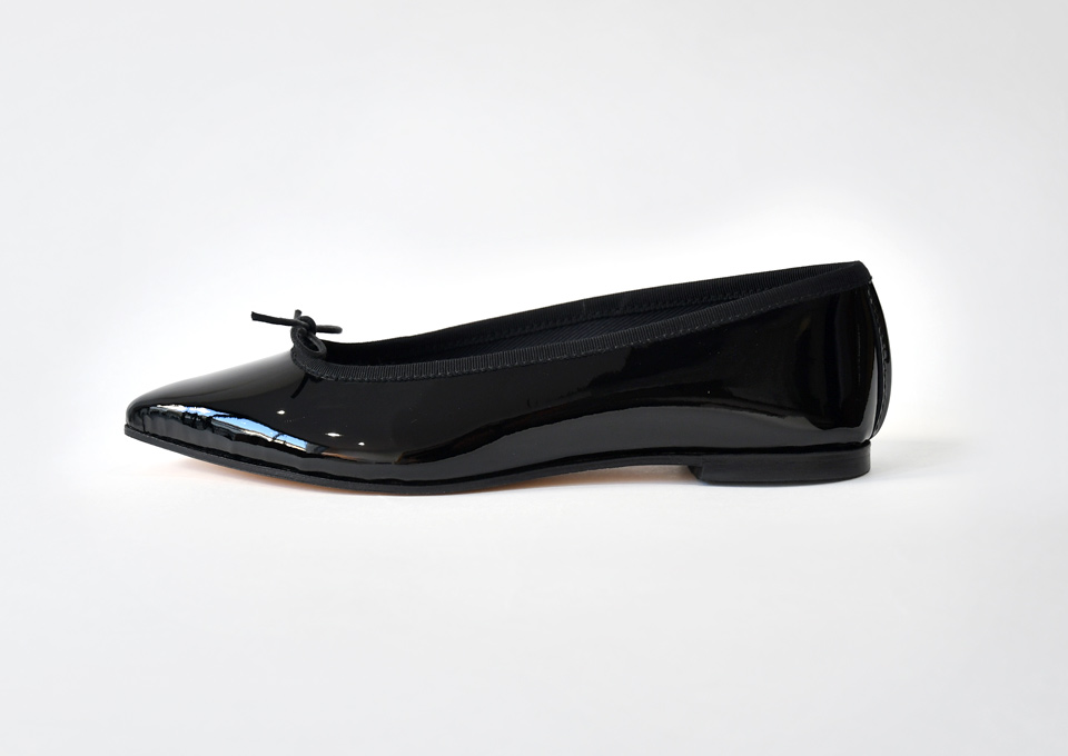 Pointed Toe Ballerina(Black)
