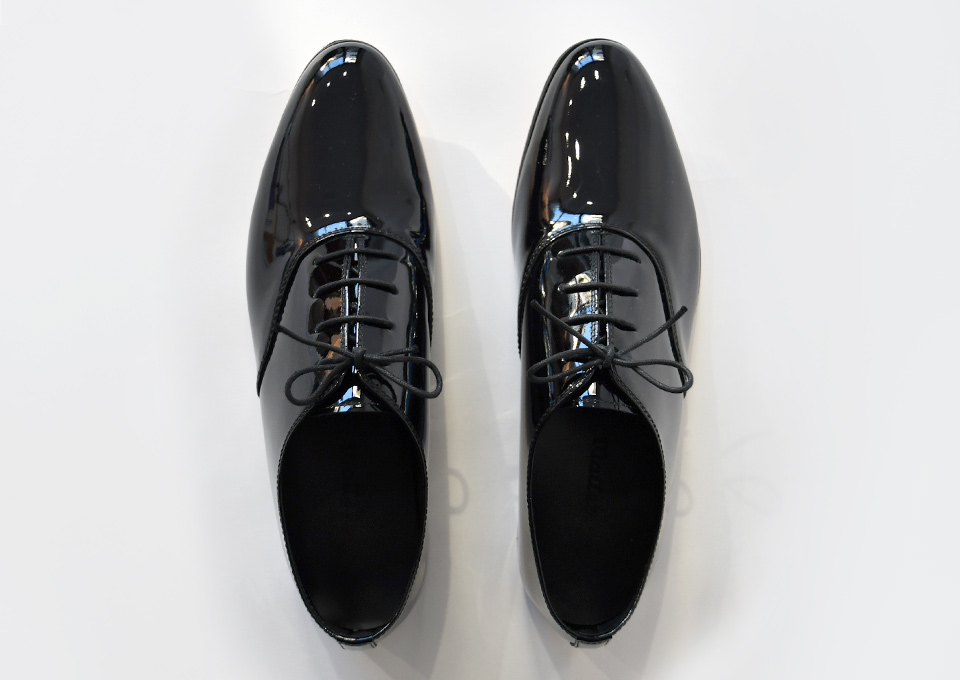 Unlined Plain Oxford(Black)